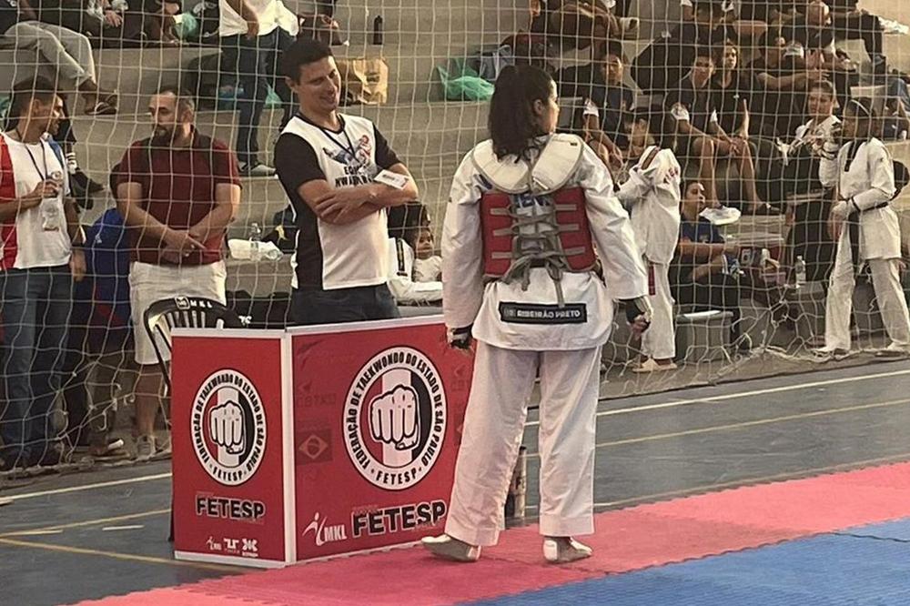 Atleta de Ribeirão é campeã do Grand Slam de Taekwondo e conquista vaga