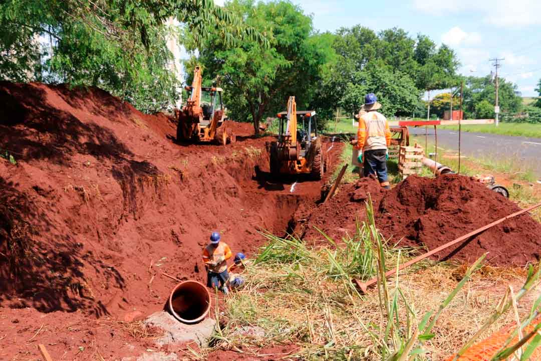 Obra De Rede De Esgoto Na Luiz Galvão César