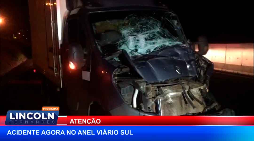 Acidente Entre Dois Caminhões No Anel Viário Sul