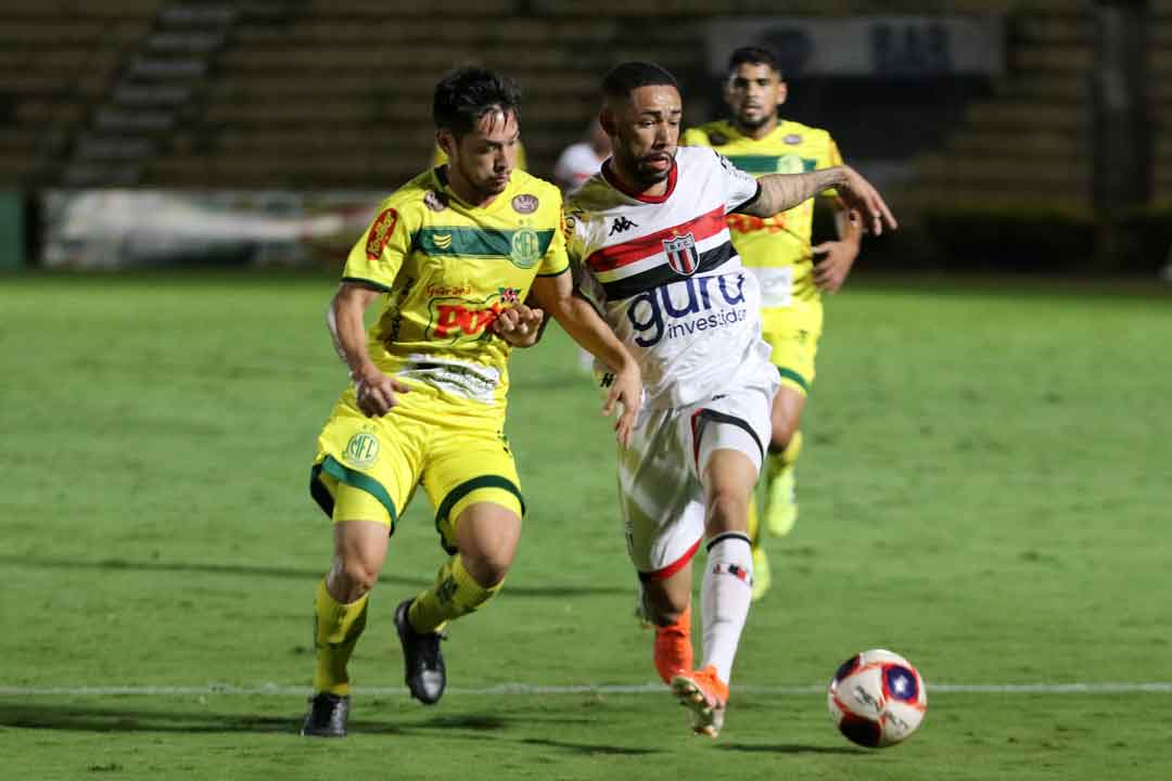 Botafogo Perde Com Pênalti Inexistente