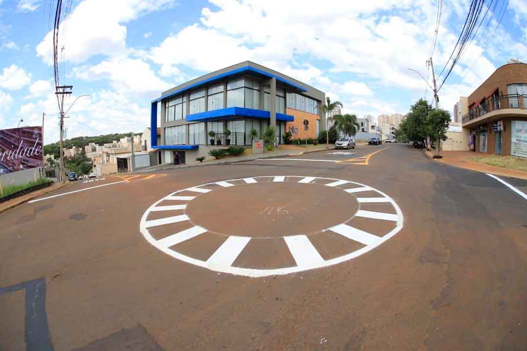 Transerp Implanta Minirrotatória Em Cruzamento Da Região Sul