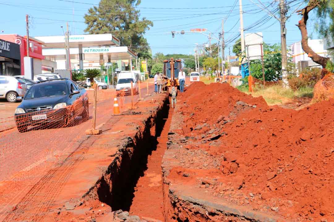 Daerp Realiza Interligação De Nova Rede De Água Na Avenida Independência