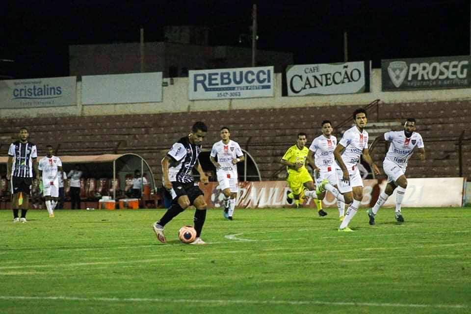 Comercial Conquista Empate Heróico Em Lins