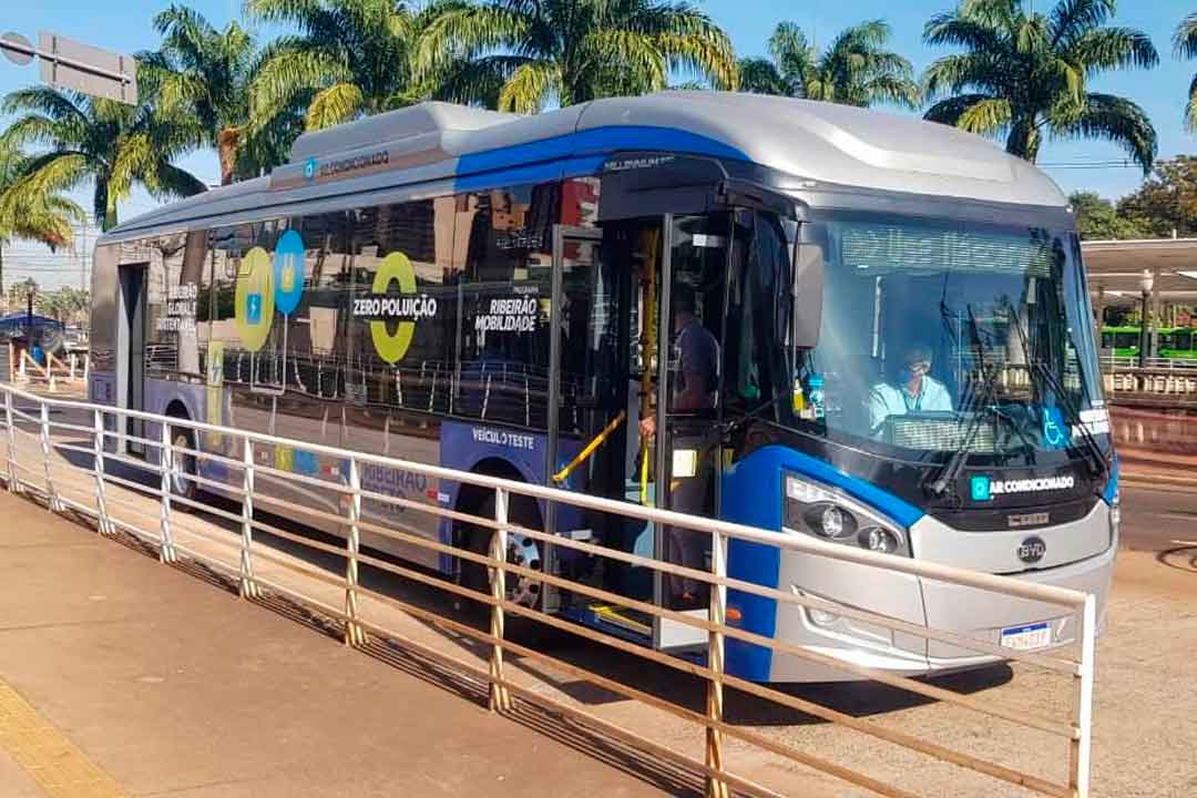 Ônibus Elétrico Faz 1º Teste Em Linha Do Ribeirão Verde