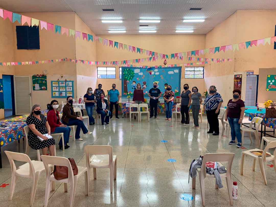 Assistência Social Faz Reunião Mensal Da Educação Permanente