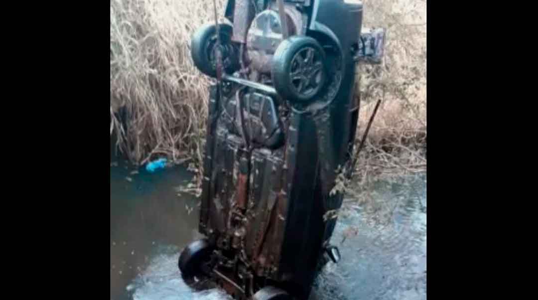 Após 07 Anos Carro Emerge De Rio Com Dois Corpos Em Olímpia