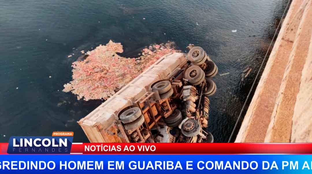 Carreta Carregada Despenca De Ponte Na Cidade De Colômbia E Mata Motorista