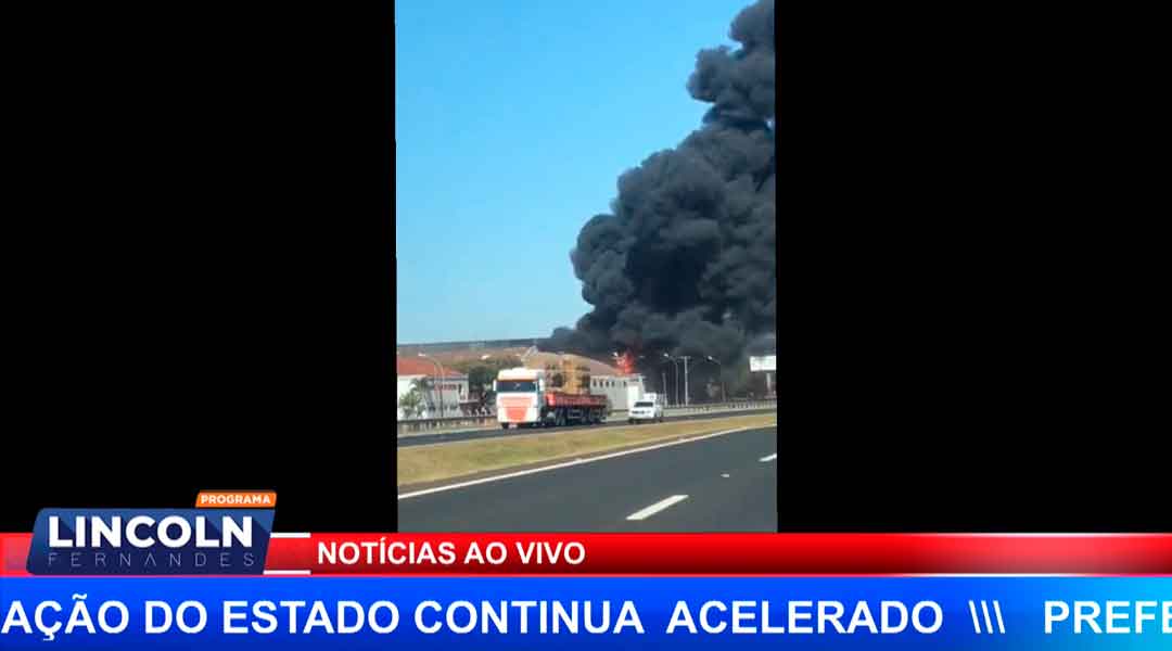 Fábrica De Isopor Pega Fogo Na Cidade De Cravinhos