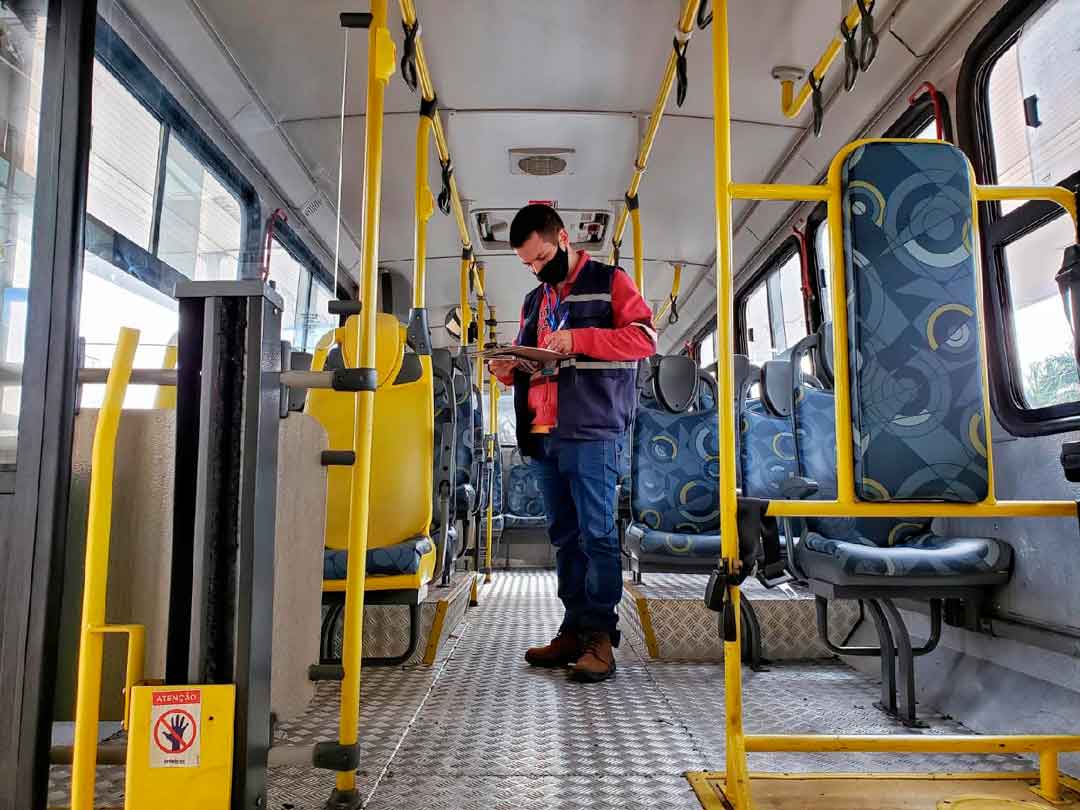 Fiscais Da Transerp Reforçam Verificação De Limpeza Nos Ônibus