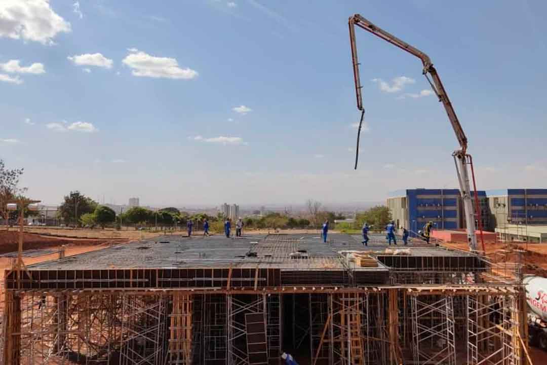 Primeira Laje Do Ame Mais Idoso Começa A Ser Concretada