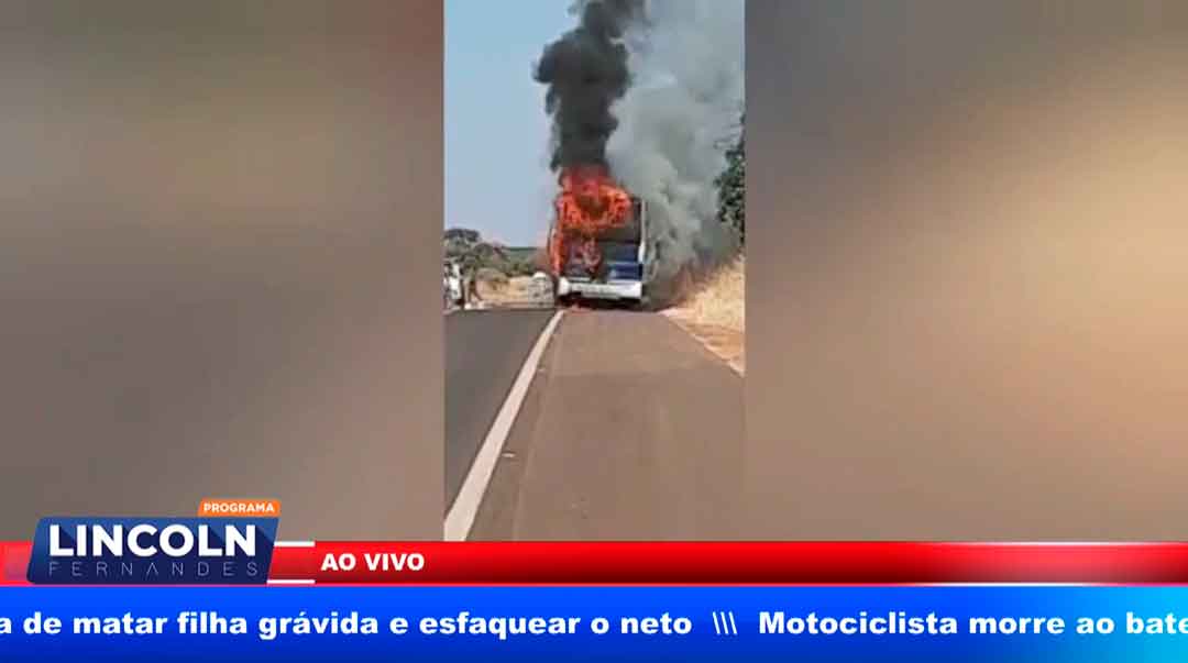 Ônibus Pega Fogo Na Cândido Portinari, Ninguém Ficou Ferido