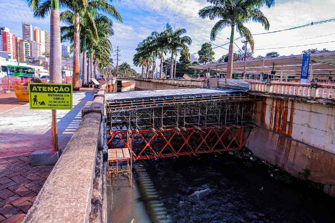 Passarela Na Jerônimo Gonçalves Está Com 80% Das Obras Concluídas