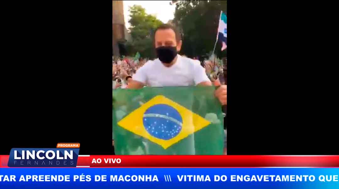 Dória Faz Dancinha Em Manifestação Contra Bolsonaro