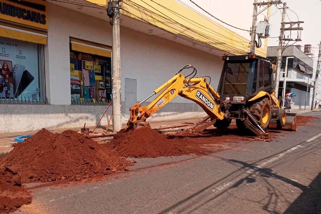 Daerp Substitui Redes Antigas De Água No Centro