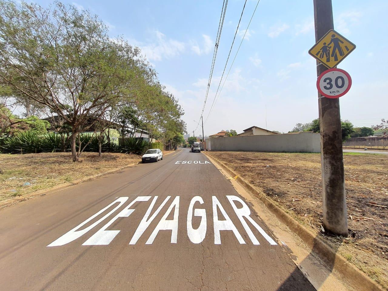 Sinalização É Renovada Em Ruas Da City Ribeirão