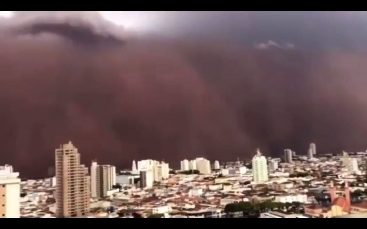 Tempestade De Poeira Engole Cidades Da Região E Faz O Dia Virar Noite