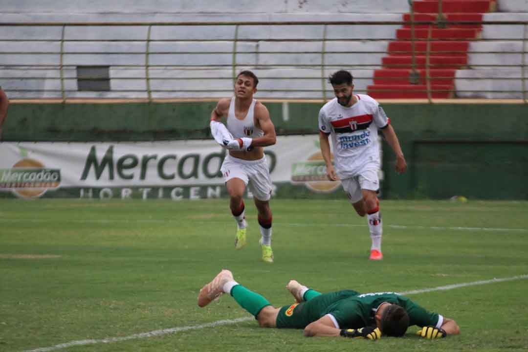 Botafogo Atropela Velo Clube Em Rio Claro