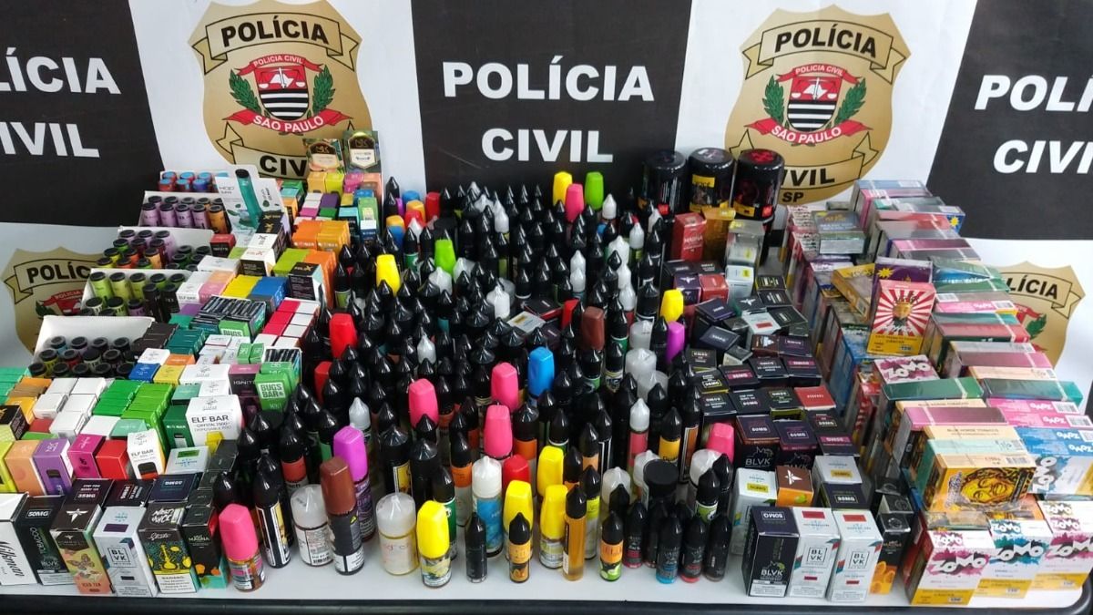 Polícia Civil Prende Comerciante Que Vendia Cigarros Eletrônicos