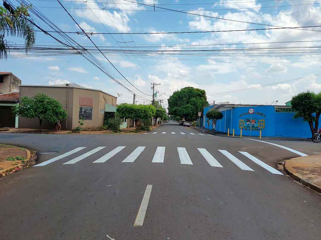 Transerp Reforça Pintura De Faixas De Pedestres Na Zona Norte