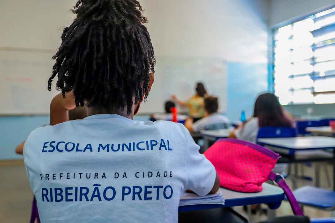 Aulas Na Rede Municipal Retornaram 100% Presencial Nesta Segunda-Feira