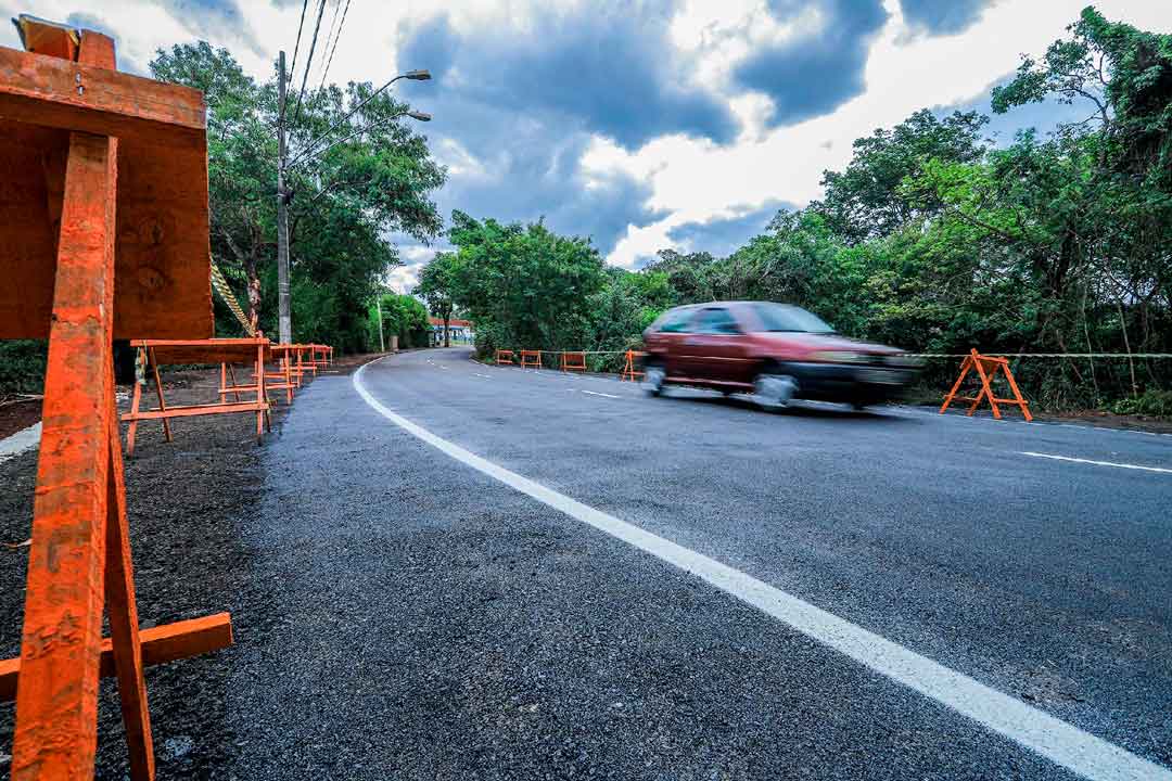 Avenida Adelmo Perdizza É Liberada Para O Trânsito