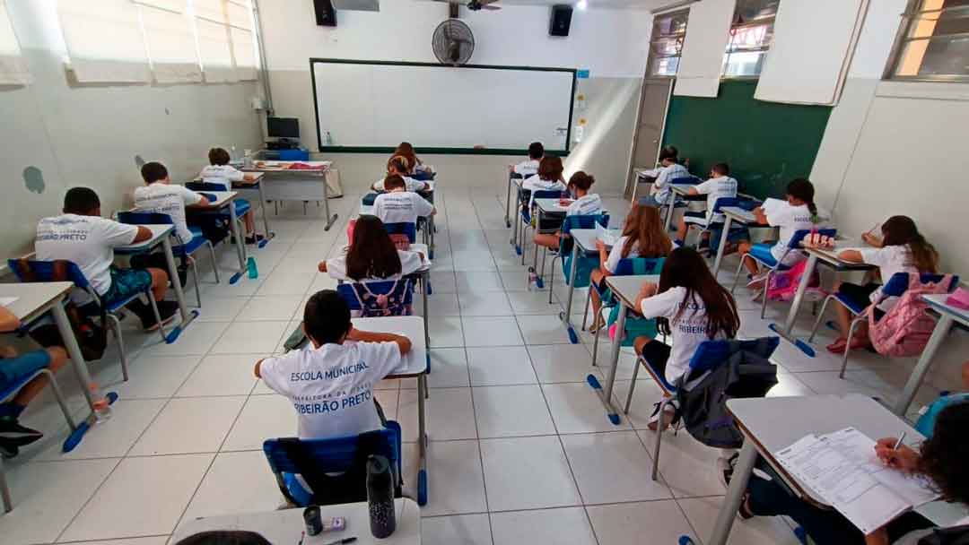 Escolas Municipais Iniciam Aplicação Do Saeb 2021