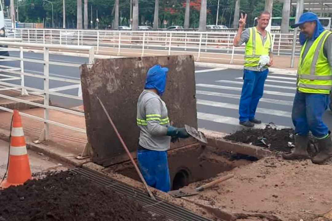 Infraestrutura Retira 14,6 Toneladas De Resíduos Das Bocas De Lobo Do Centro