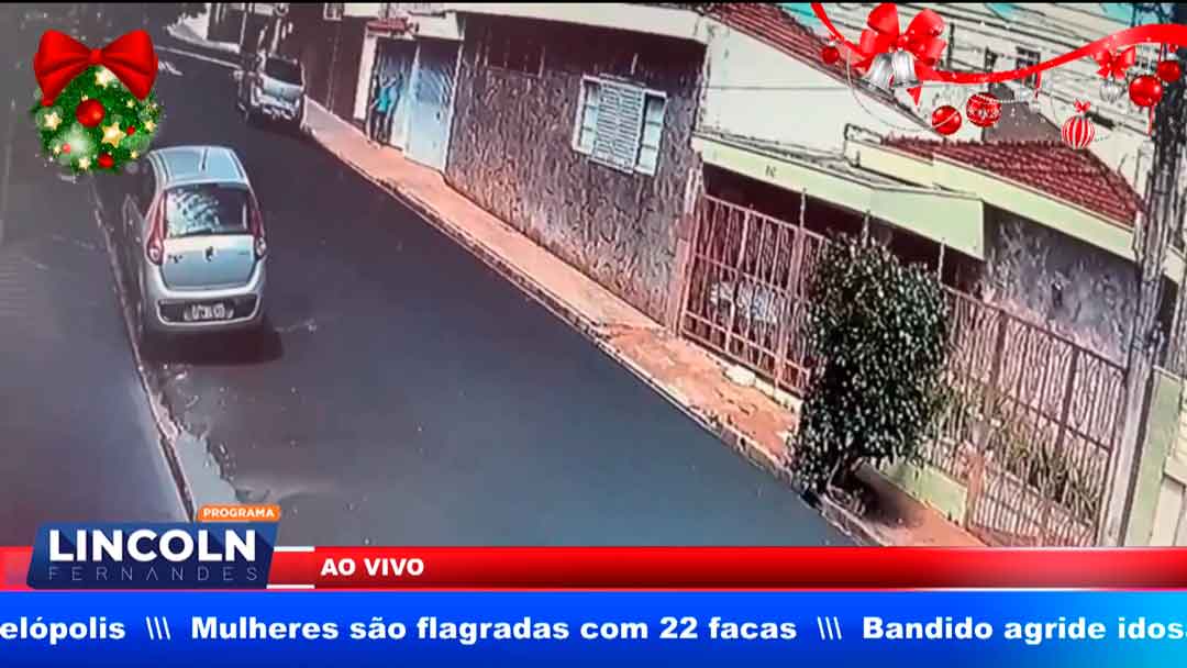 Câmera Flagra Bandidos Assaltando E Agredindo Idosa Nos Campos Elíseos