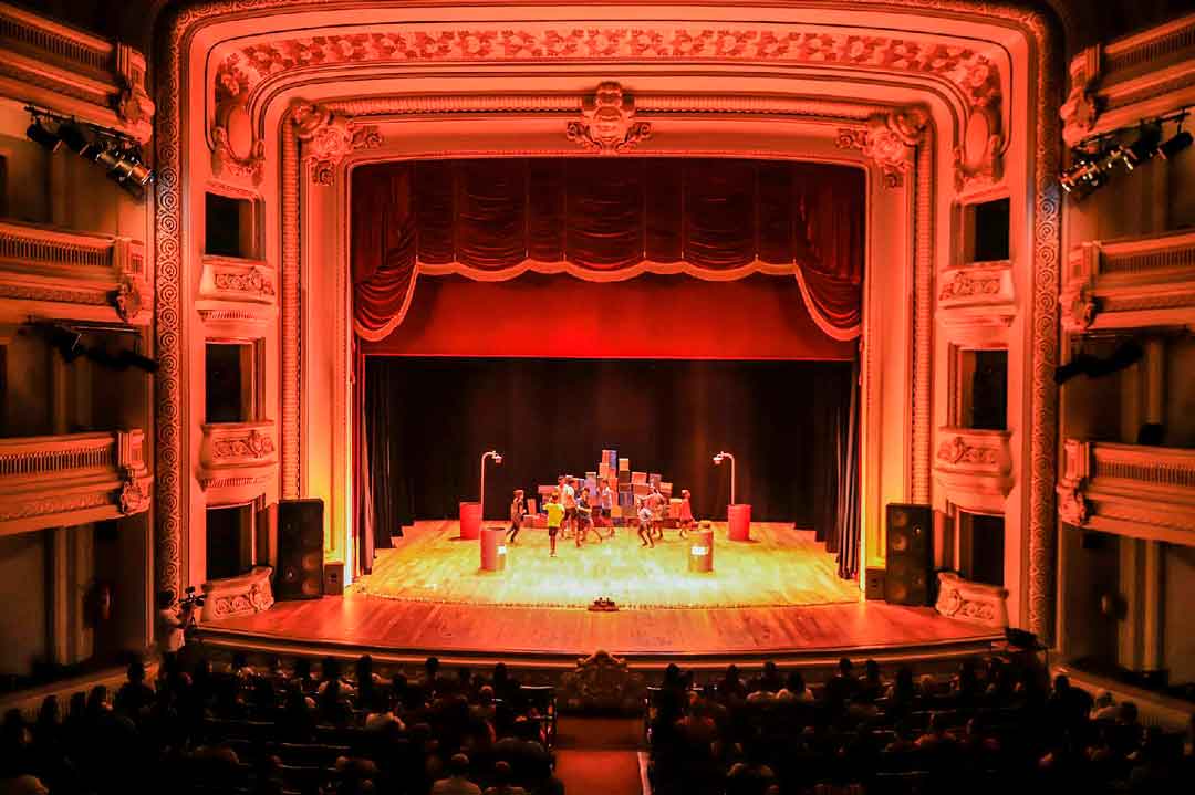 Espetáculo “Nosso Show” É Apresentado No Theatro Pedro Ii