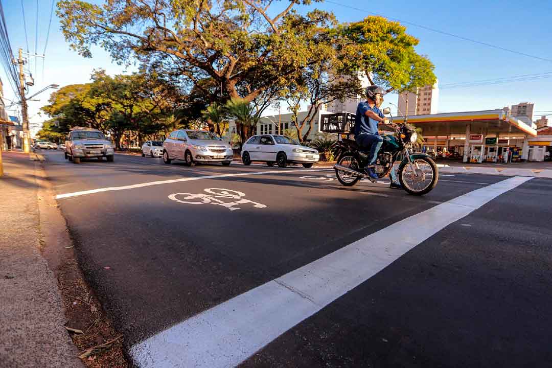 Mais Sinalização Para A Segurança No Trânsito