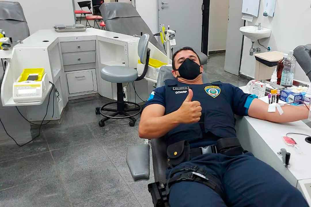 Agentes Da Gcm Doam Sangue Ao Hemocentro De Ribeirão Preto