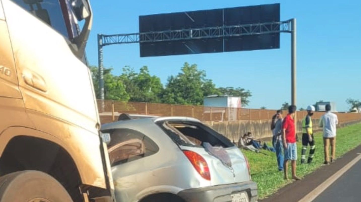 Acidente Na Rodovia Anhanguera Envolve Carro E Caminhão, Em Ribeirão Preto