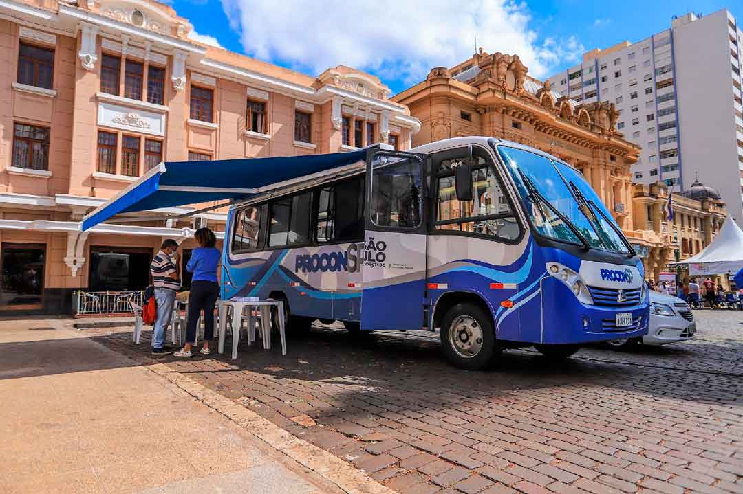 Consumidores Recebem Orientação Do Procon Móvel No Centro De Ribeirão Preto