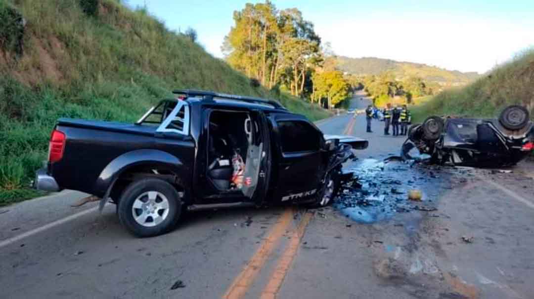 Acidente Na Rodovia De Divinolândia Deixa Três Mortos