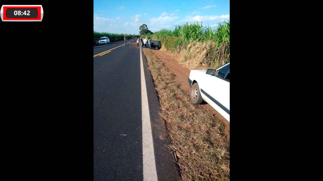 Mulher Capota Carro E Morre Em Trecho Da Rodovia Entrte Ariranha E Pirangi