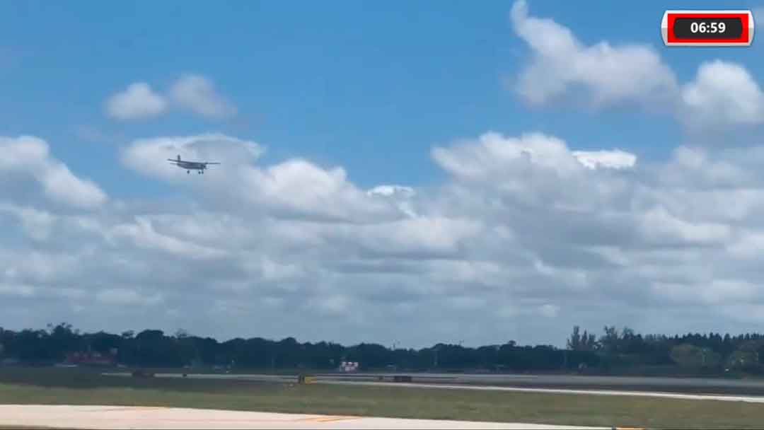 Passageiro Pousa Avião Após Piloto Desmaiar A Bordo