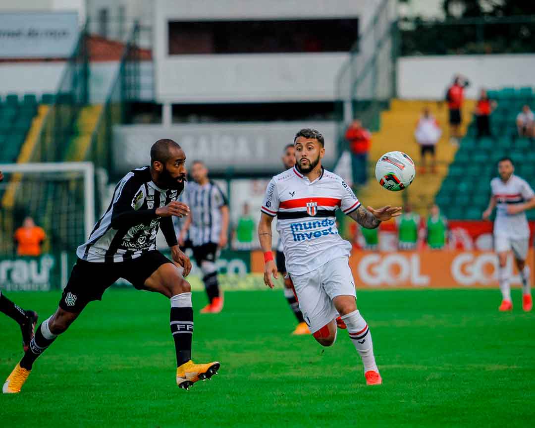 Botafogo Perde Em Florianópolis E Sai Do G-4