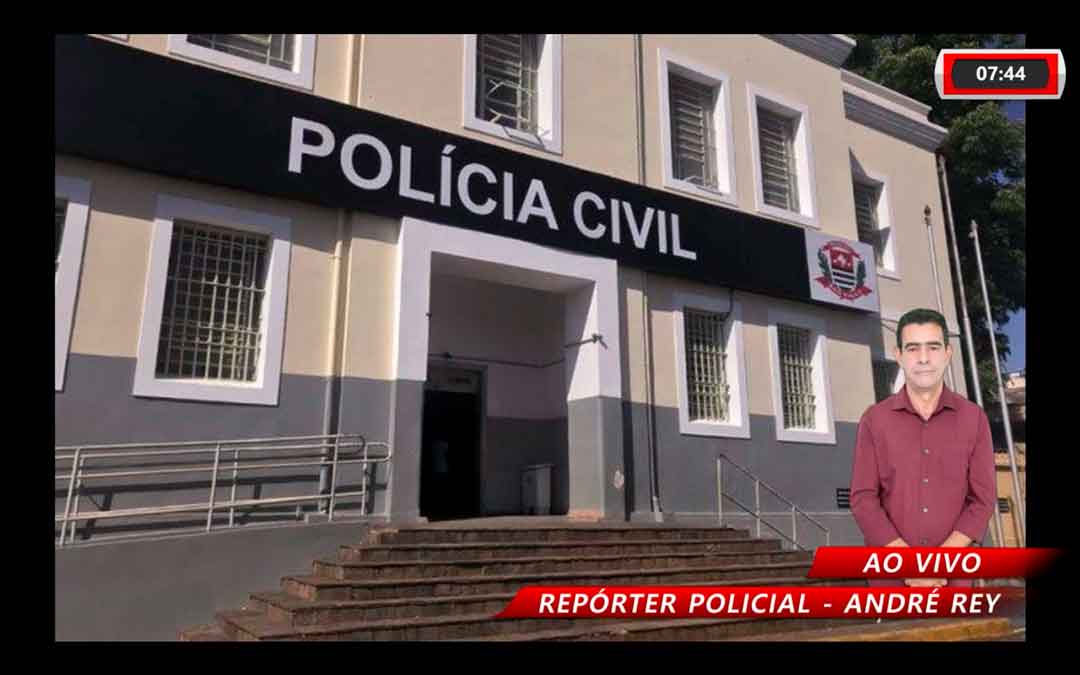 Arma De Brinquedo É Localizada Com Adolescente Dentro De Escola