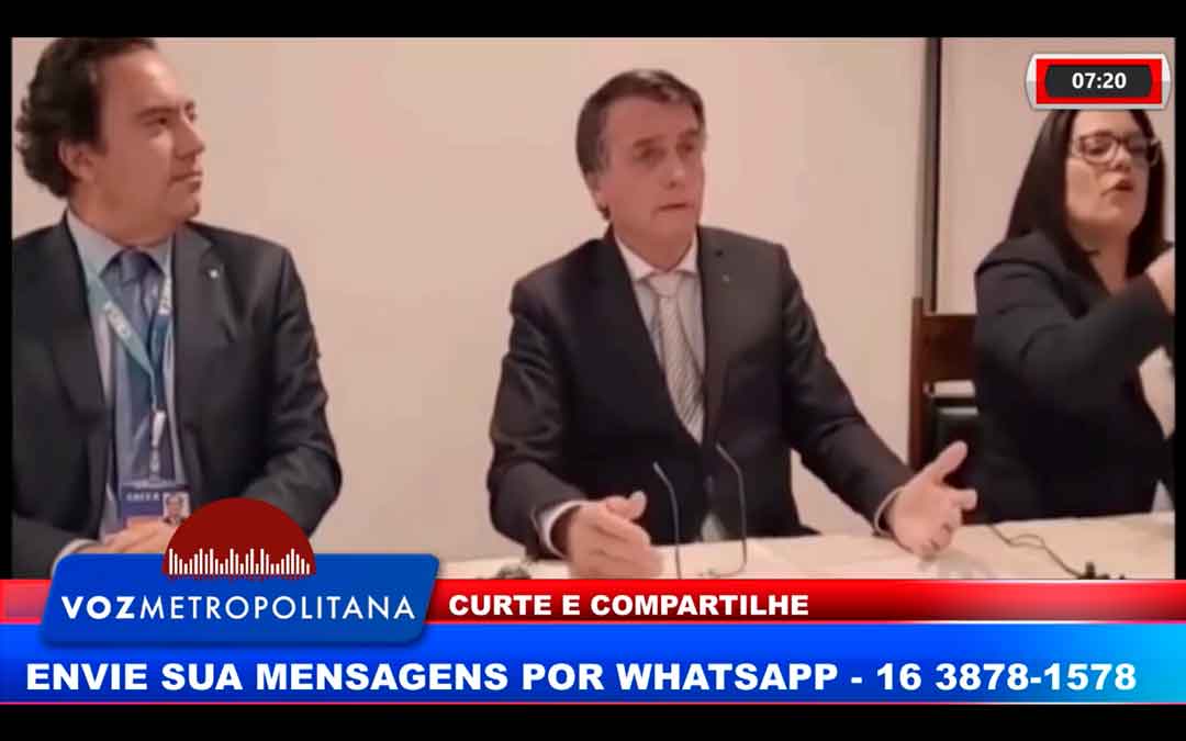 Bolsonaro Nega Em Entrevista Ter Imitado Pacientes De Covid-19 Com Falta De Ar