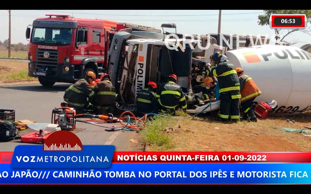 Caminhão Tomba No Portal Dos Ipês E Motorista Fica Preso Nas Ferragens