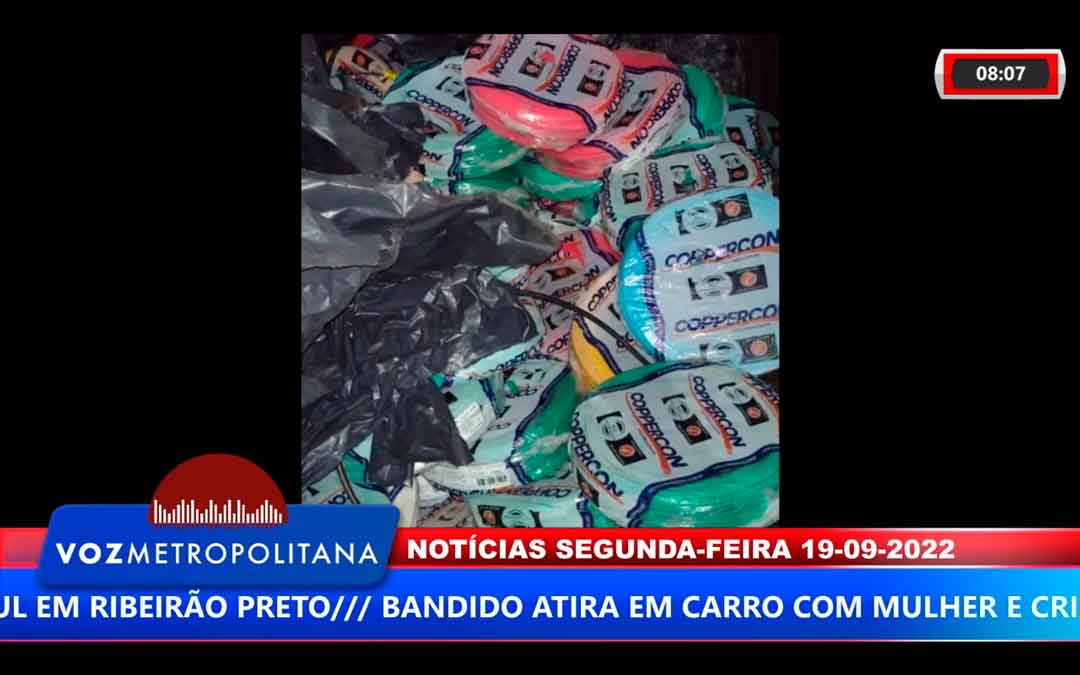 Dupla É Presa Depois De Roubar Fios De Obra Do Ame Mais Idoso