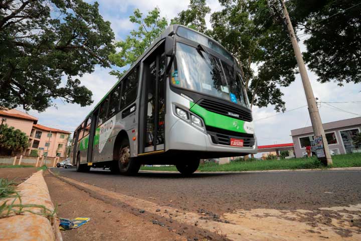 Oito Linhas De Ônibus Fazem Atendimento Aos Frequentadores Da 2ª Unidade Do Bom Prato