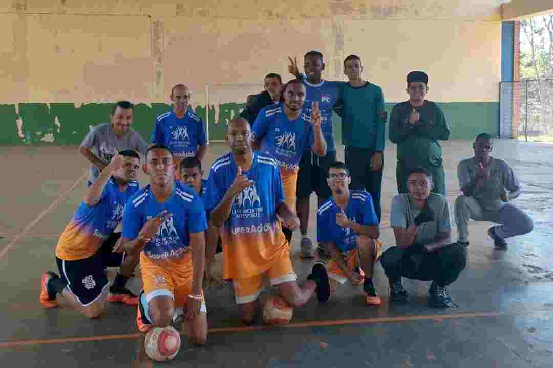 Secretaria De Esportes Inicia Aulas De Futsal Down Em Centro De Educação Especial