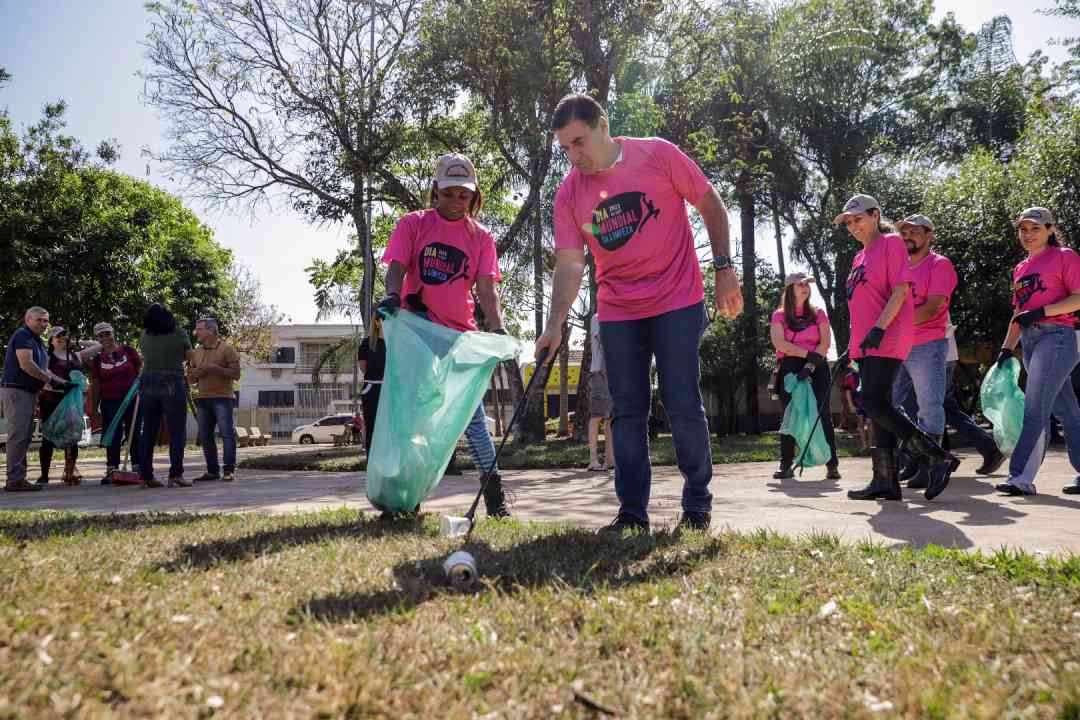 Dia Mundial da Limpeza tem ações da prefeitura na zona Oeste