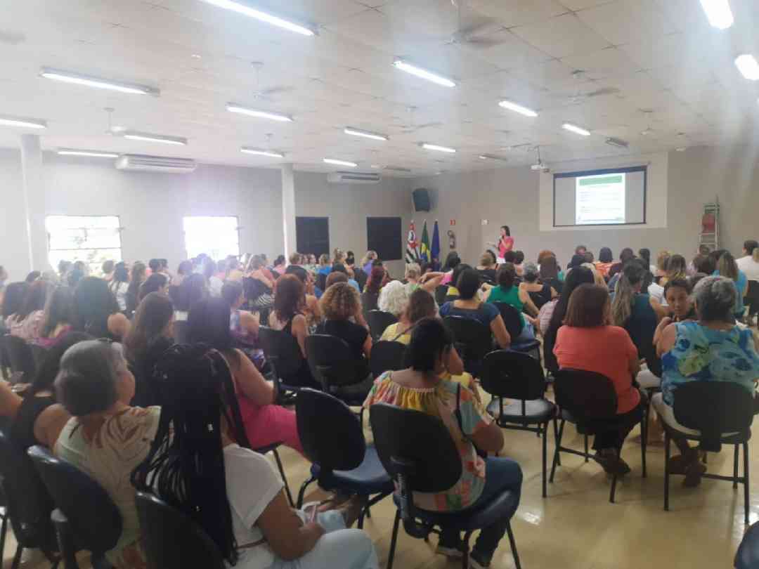 Cozinheiros da rede municipal aprimoram Boas Práticas na alimentação escolar