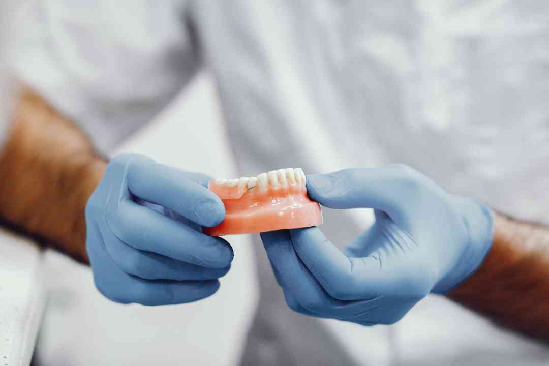 Projeto “Sorri Ribeirão” vai triar mais de 600 pacientes que necessitam de prótese dentária