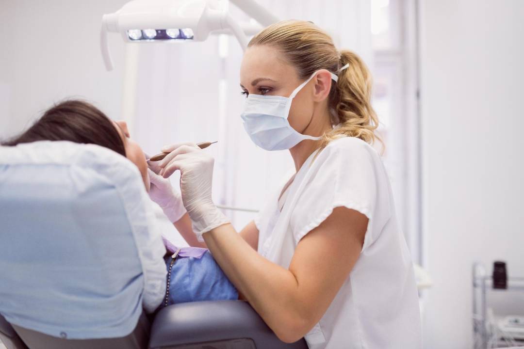 Projeto Sorri Ribeirão atende 370 pacientes para confecção de prótese dentária