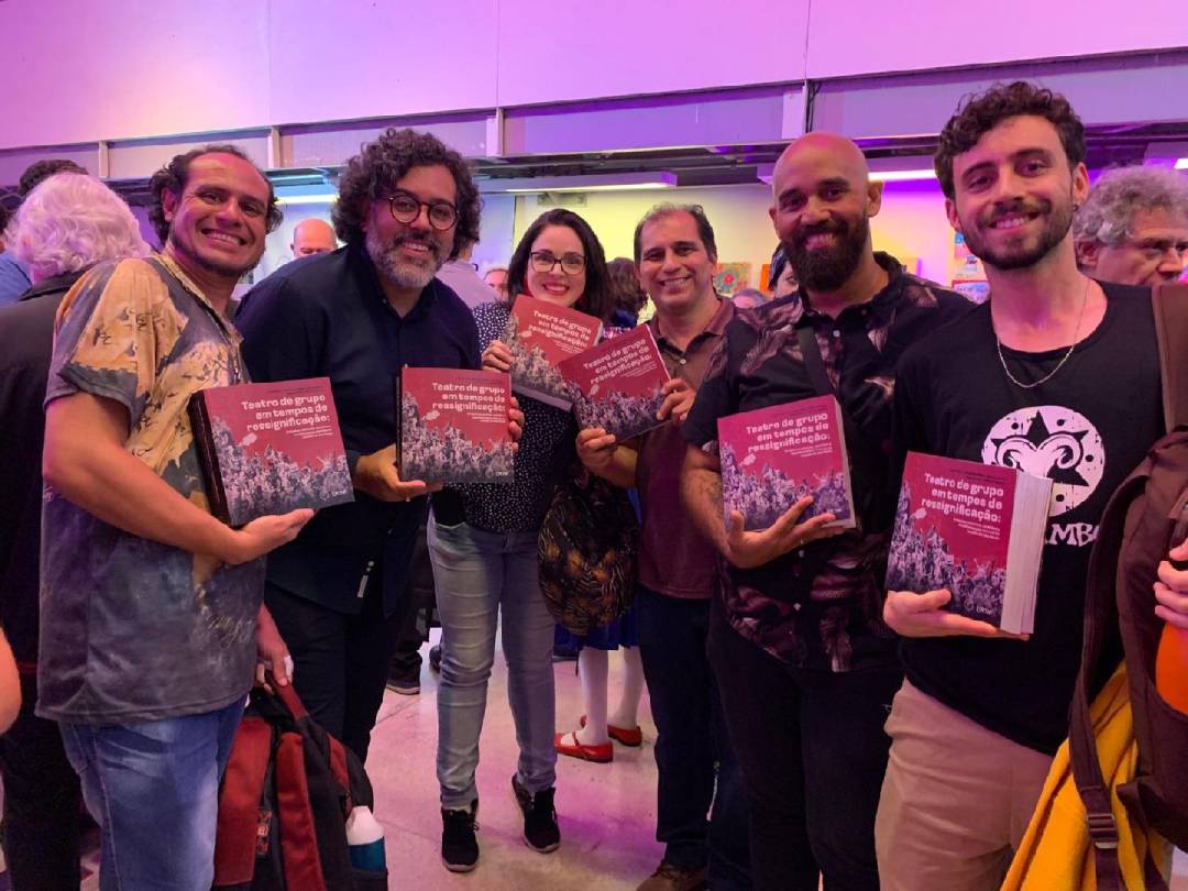 Ribeirão e região presente no livro histórico sobre o teatro de grupo no Estado de São Paulo