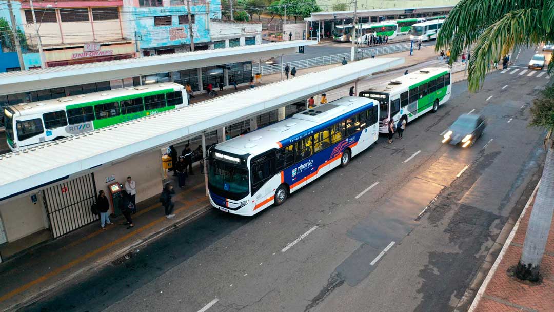 13 linhas de ônibus terão trajetos alterados na segunda-feira