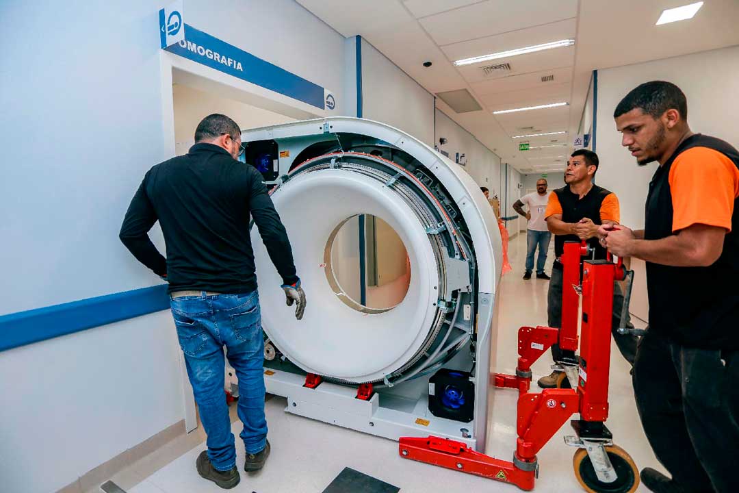 AME Ribeirão Preto recebe aparelho de tomografia